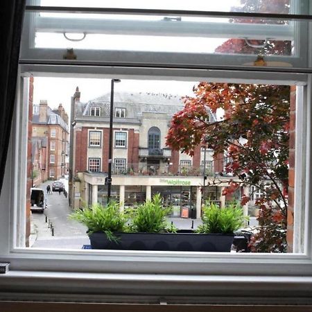 Appartamento Trendy 2Bd Flat In West Hampstead Londra Esterno foto